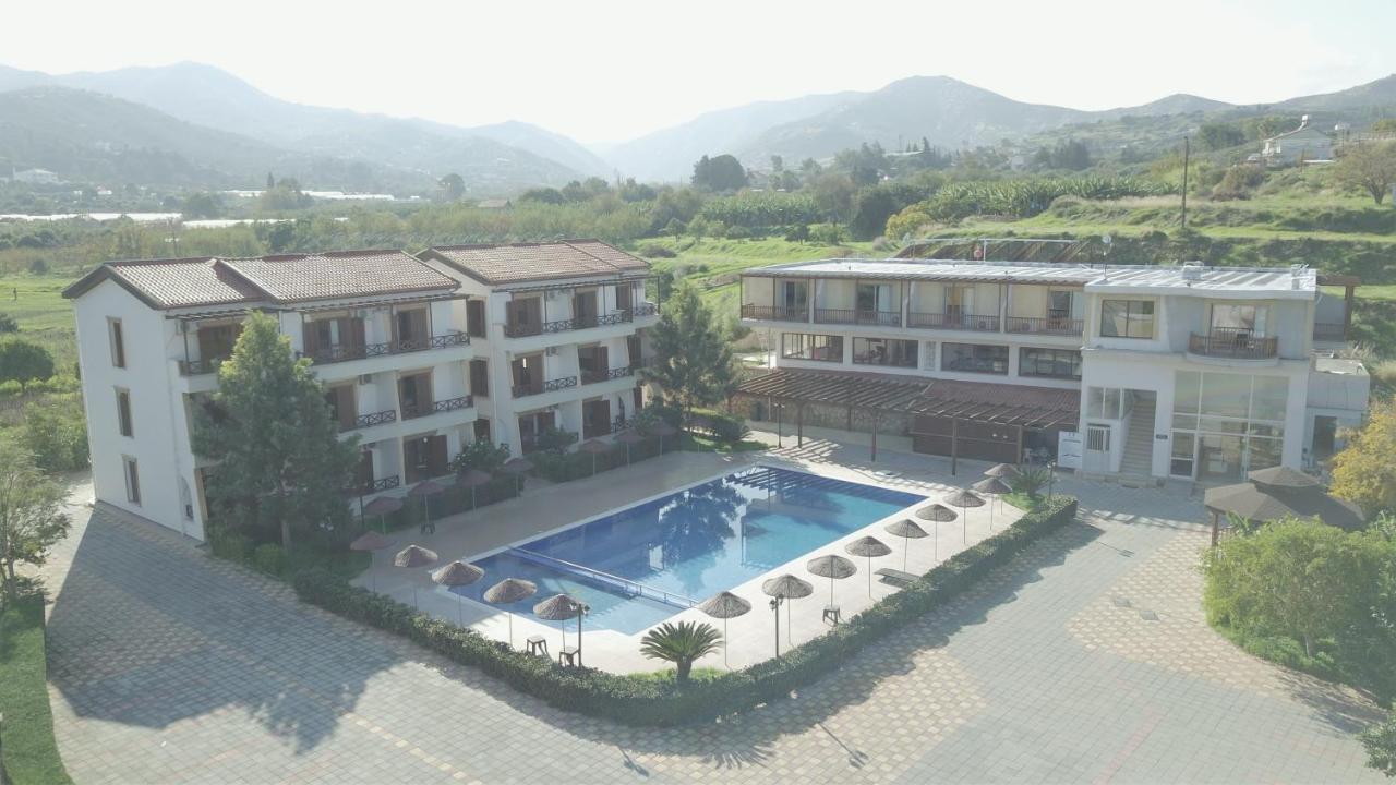 Vouni King Hotel Limnitis Екстер'єр фото